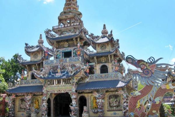 Chùa Linh Phước Đà Lạt