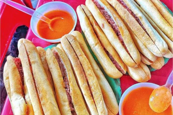 Bánh mì que Hải Phòng